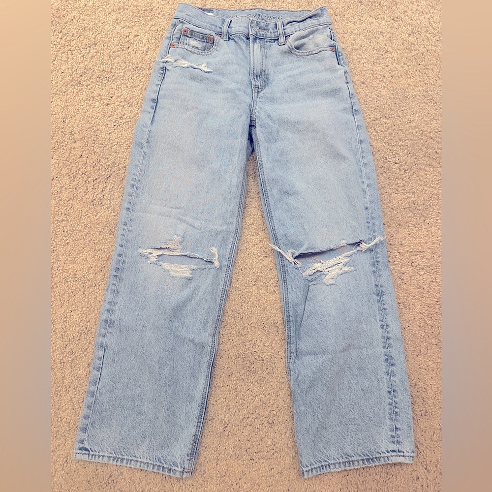 AE Strigid Ripped High-Waisted Stovepipe Jean